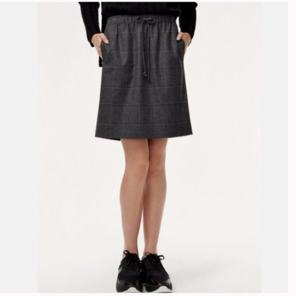 ❗️SOLD❗️The Group by Babaton Jimmy Tie Waist Skirt Size XS - Picture 3 of 9